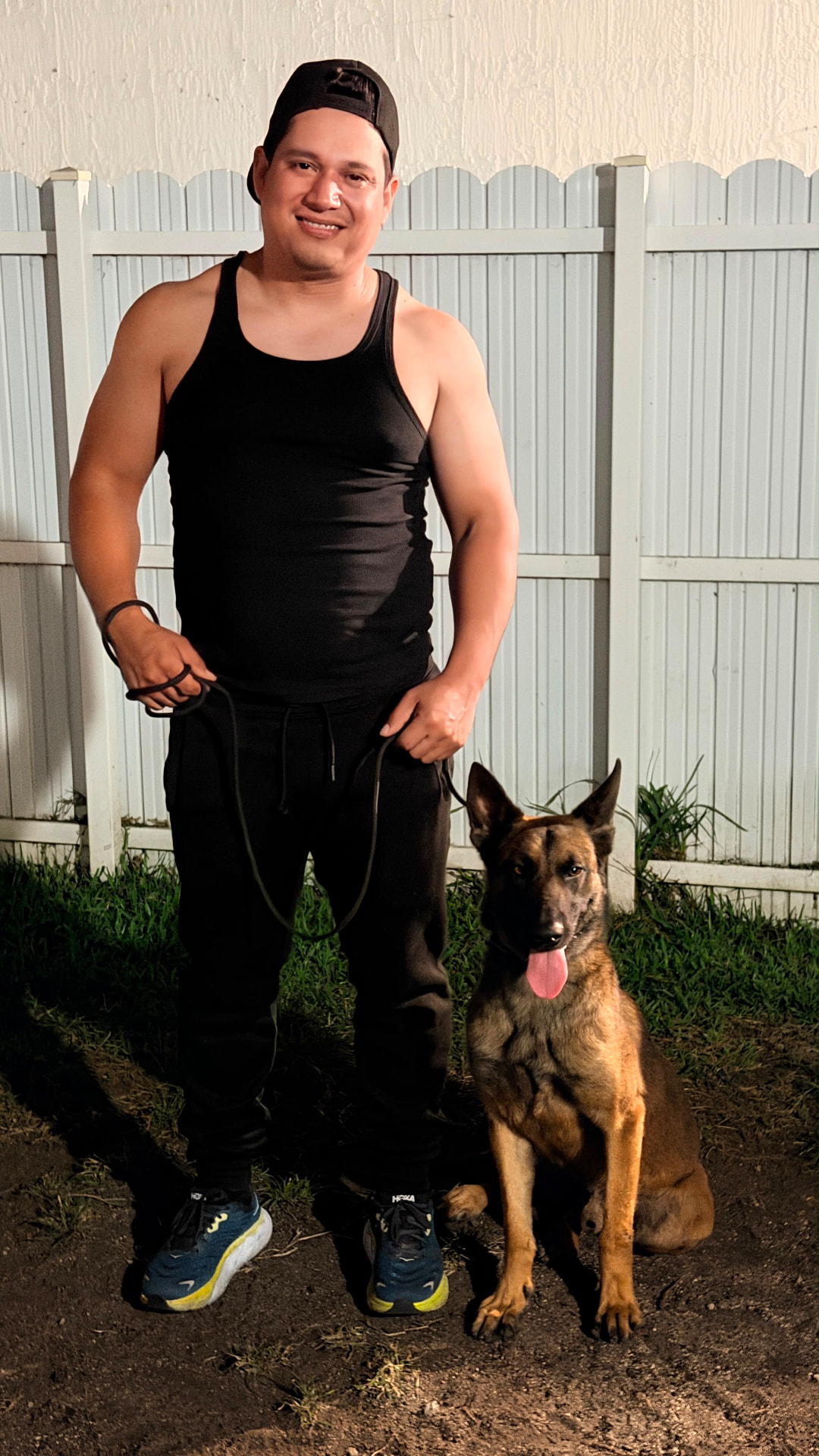 Malinois entrenado listo para trabajar